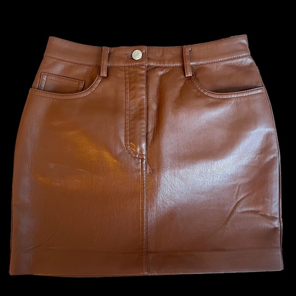 Wilfred by Aritzia: Vegan Leather Skirt - Picture 1 of 3